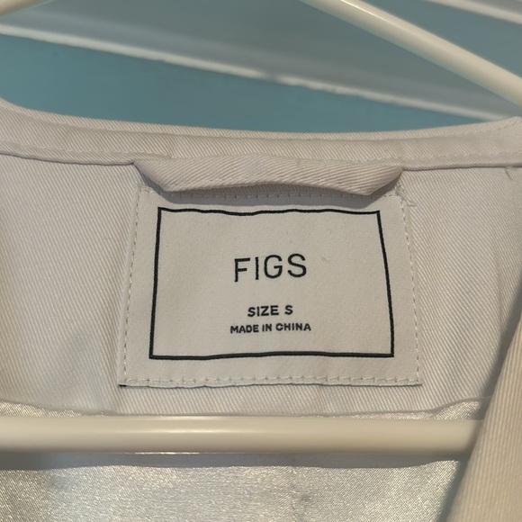 FIGS Aurora Lab Coat - Picture 6 of 14